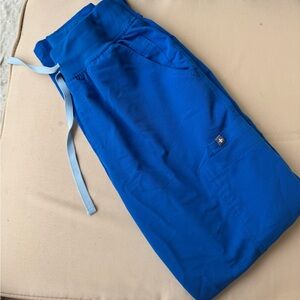 FIGS High Waisted Yola Skinny Scrub Pants